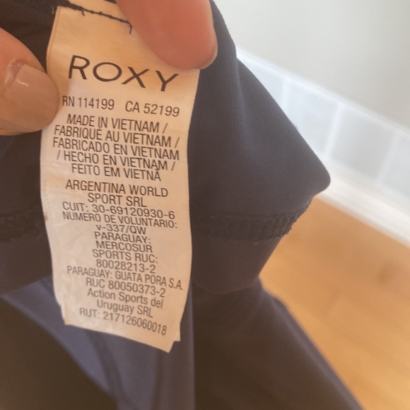 Roxy surf Top - Picture 6 of 8